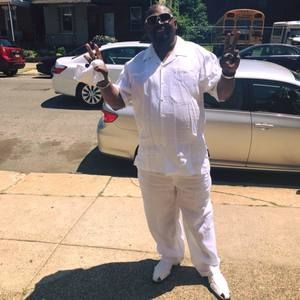 Meet your Posher, Marshall